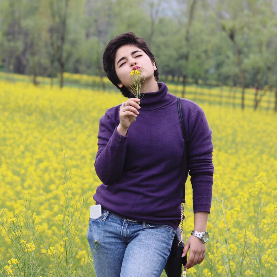 zaira wasim photos hd